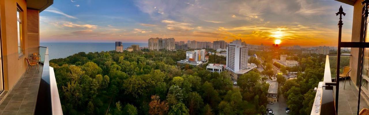 אודסה Apart Hotel Greenwood Near Sea מראה חיצוני תמונה